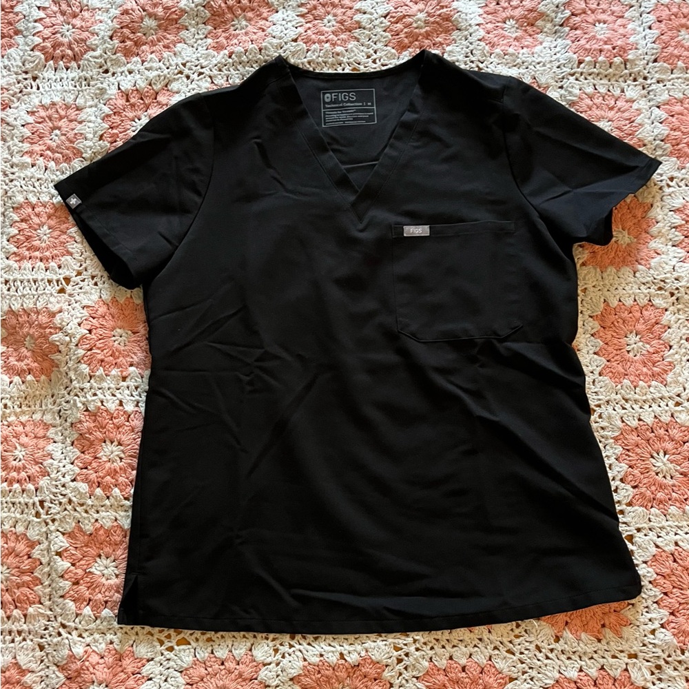 FIGS Women's Catarina One-Pocket Scrub Top- Black/M